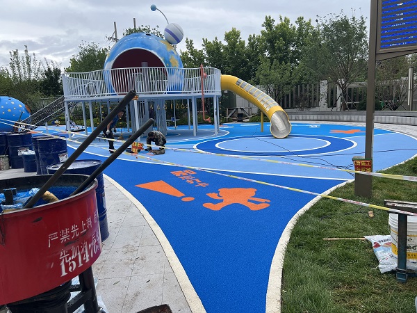 春城和樾小區(qū) (2).jpg